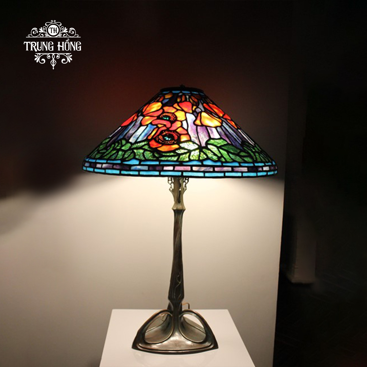 Đèn Tiffany Poppy flower Table Lamp 20